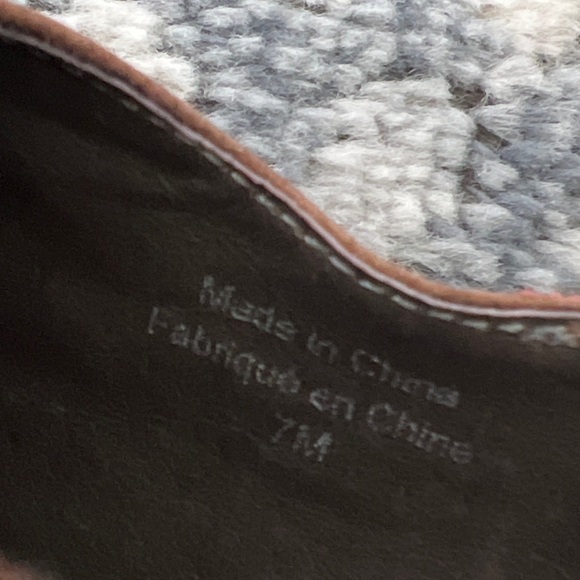 Pilcro Anthropologie Suede Heels Folded design brown red pumps shoes retro look - Picture 8 of 8